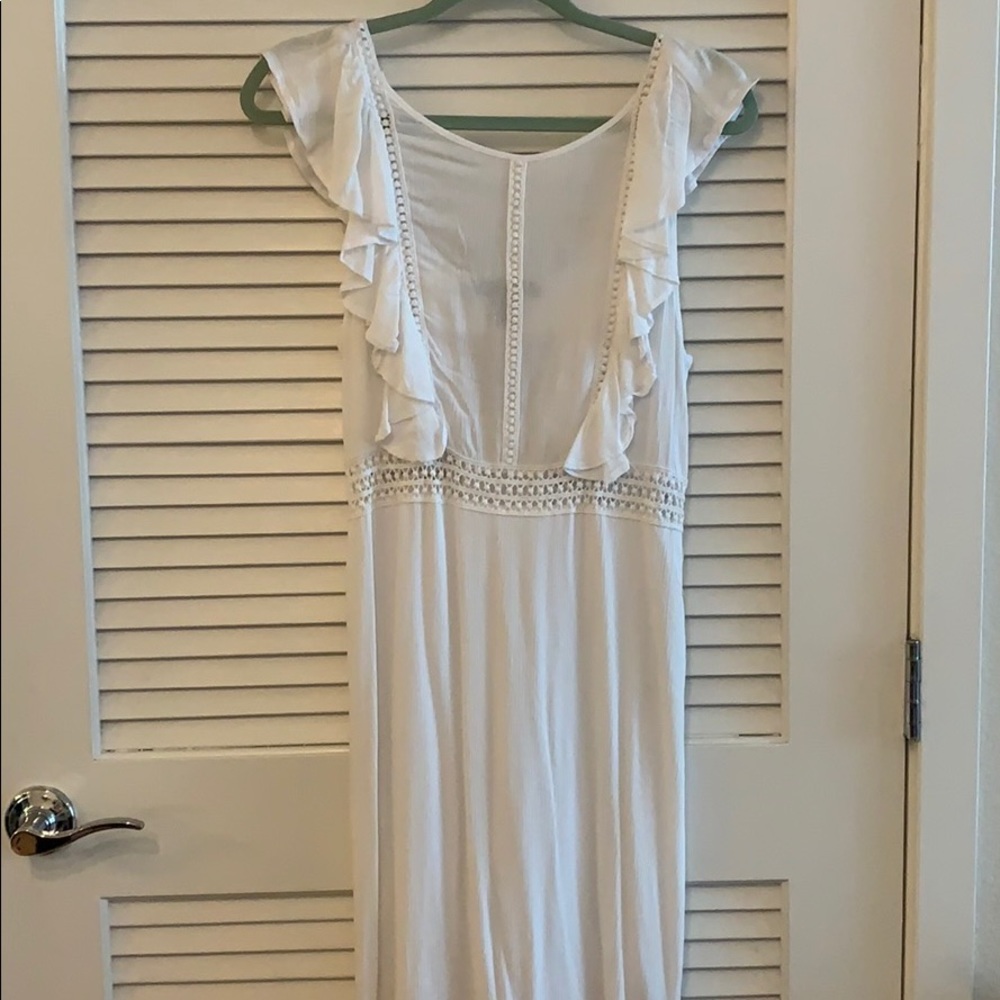 ✨Cute long white maxi dress